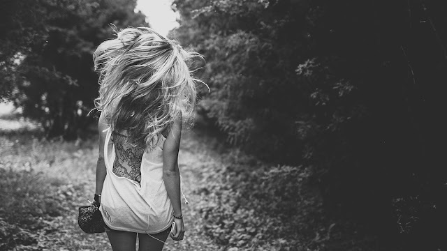 Почему надо делать маникюр и мыть голову в трудный период Почему надо делать маникюр и мыть голову в трудный период